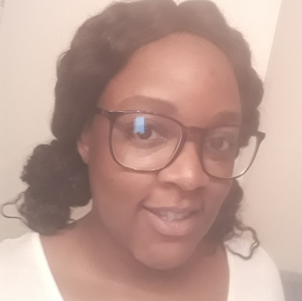Meet your Posher, Vanessa